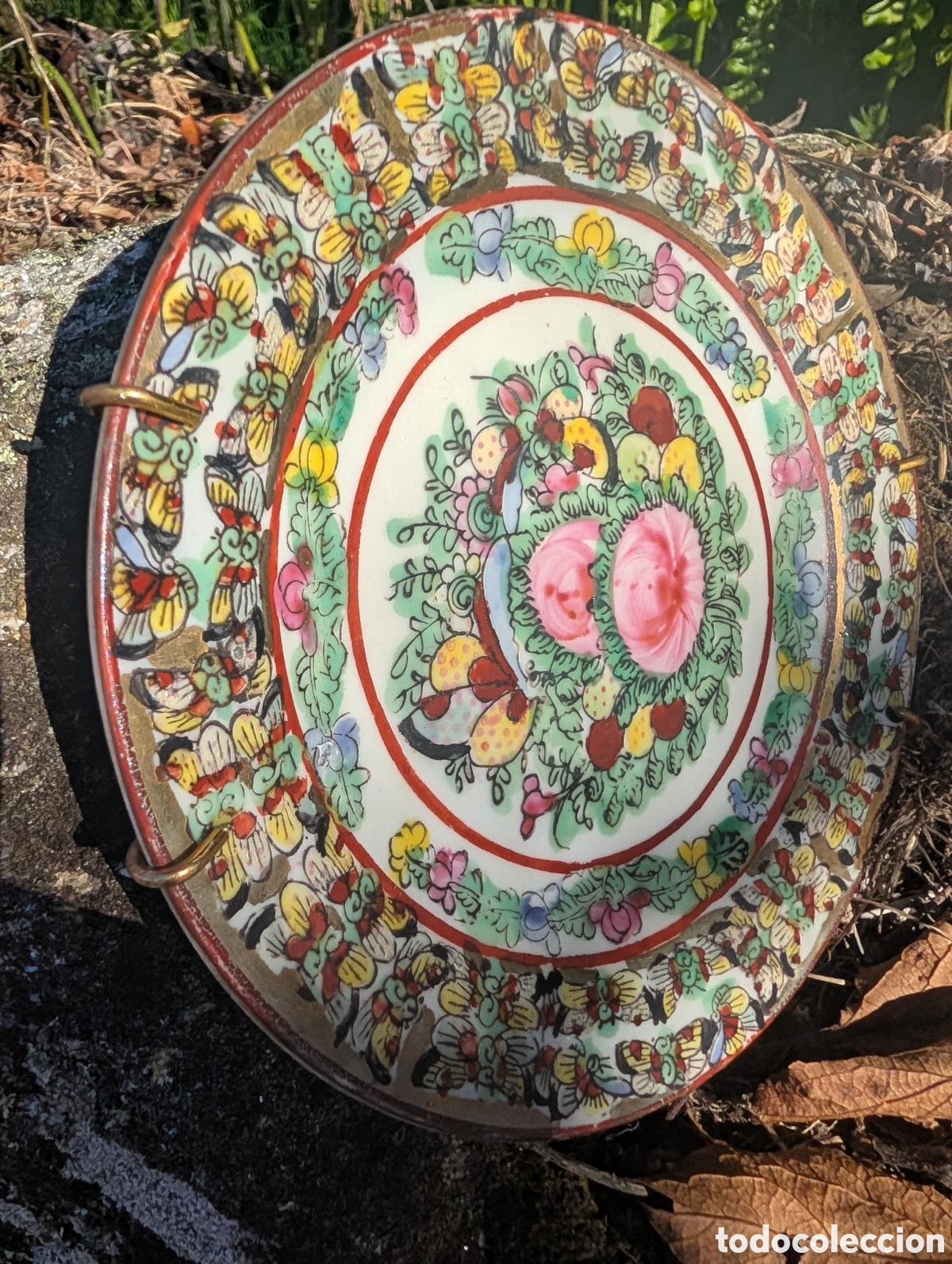 Vintage: Plato decorativo porcelana estilo Famille Rose Canton Macau pintado a mano con colgador