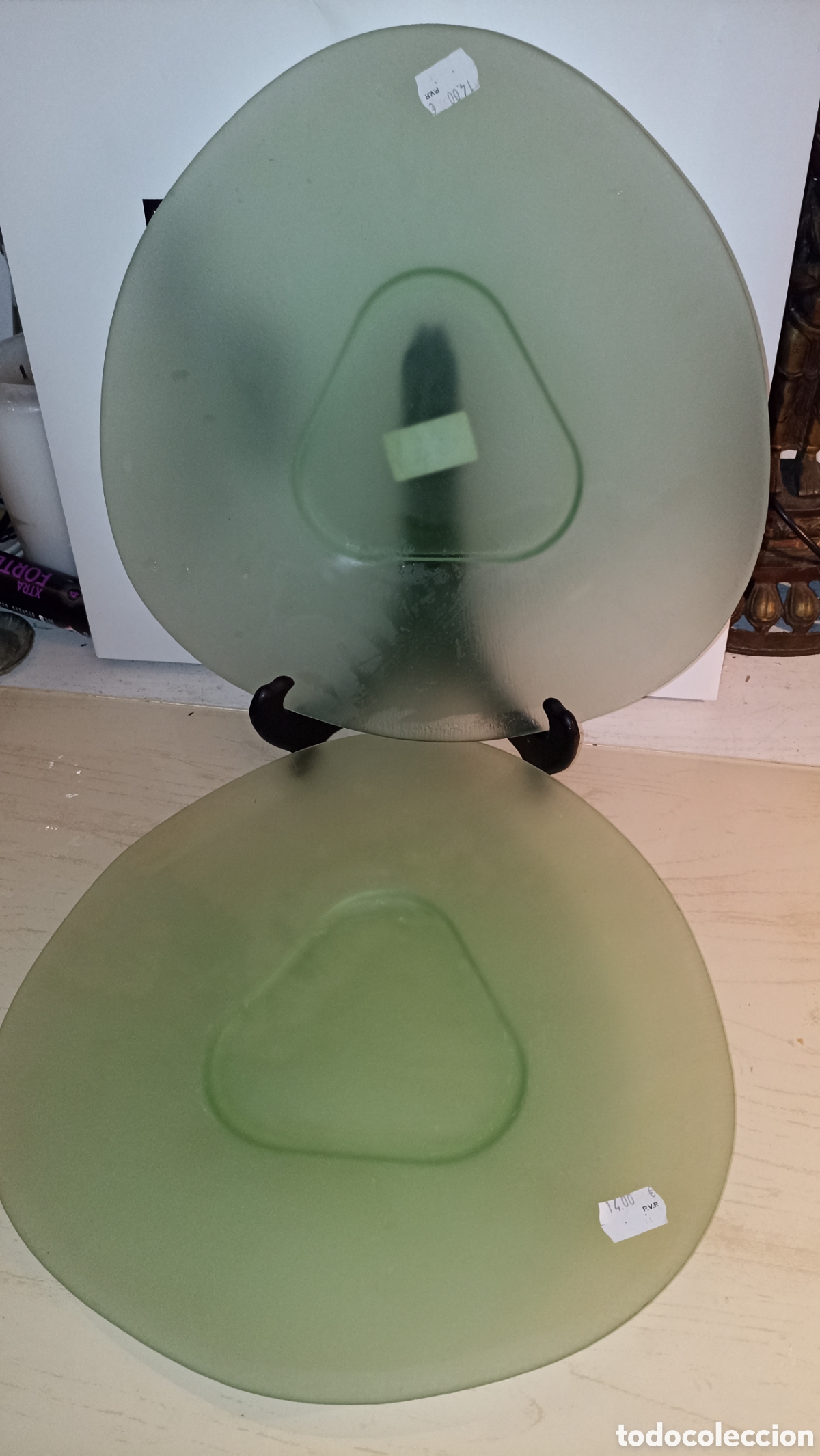 Vintage: Pareja de Platos / Fuentes de Vidrio Satinado Verde - Made in Italy (32-33 cm)