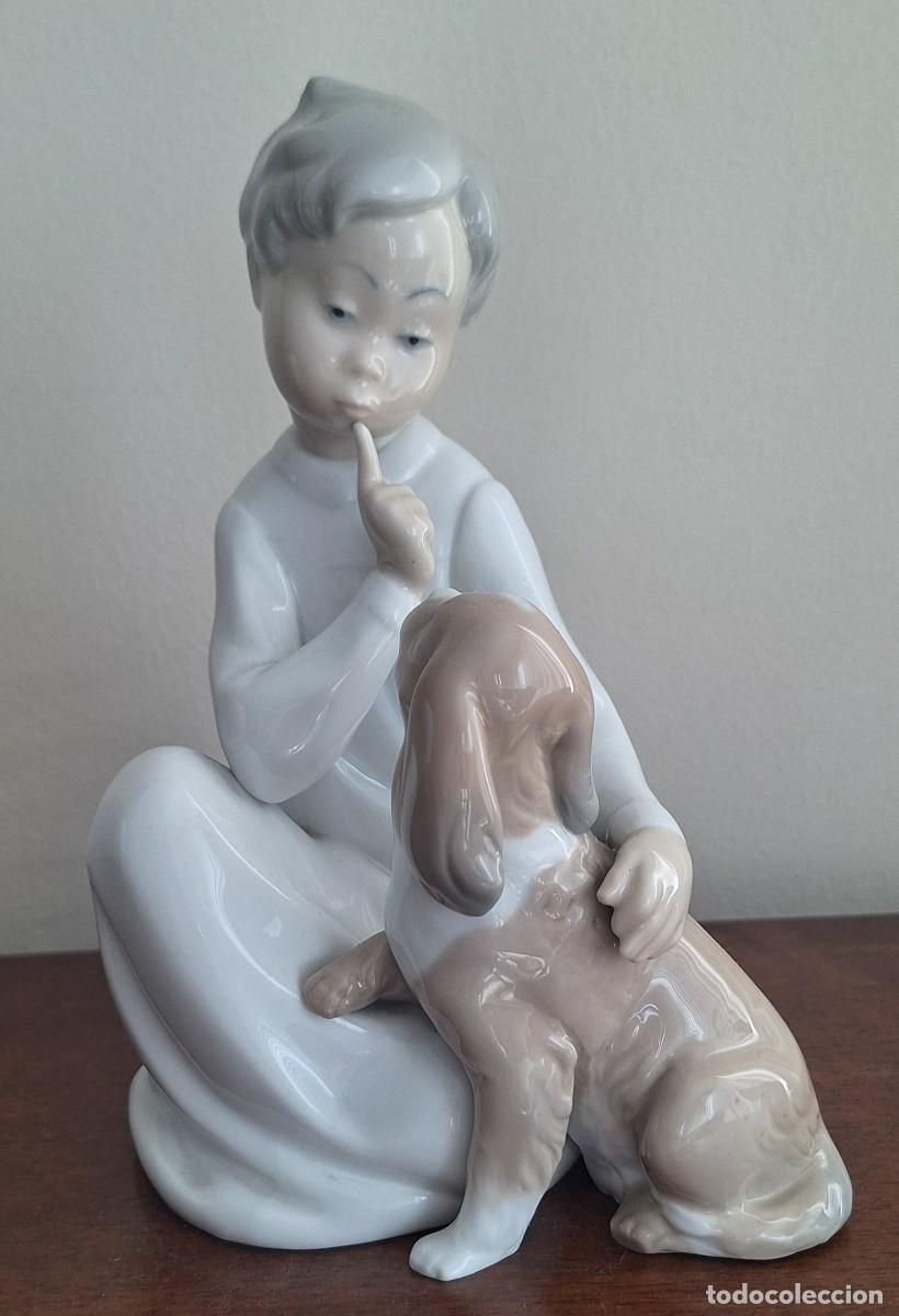 Vintage: Figura de Lladr&oacute; a&ntilde;os 70. Ni&ntilde;o con perro