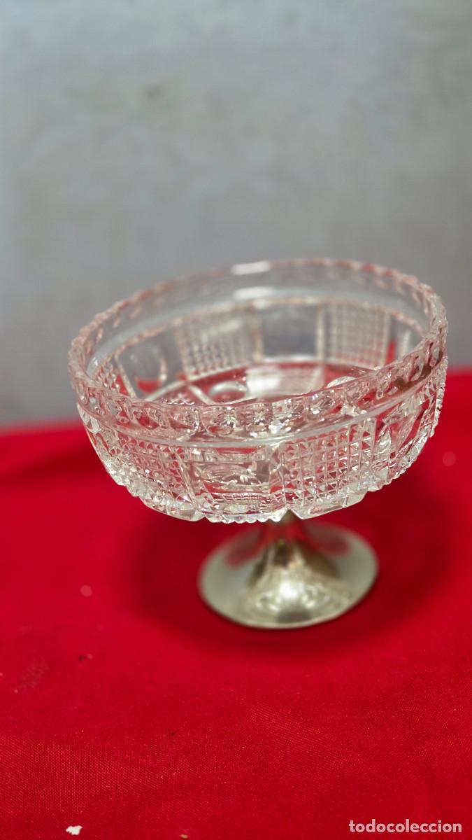 Vintage: frutero p&egrave;que&ntilde;o de cristal