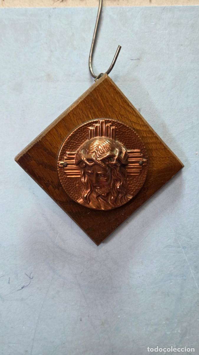 Vintage: decoracion de madera y cobre religiosa