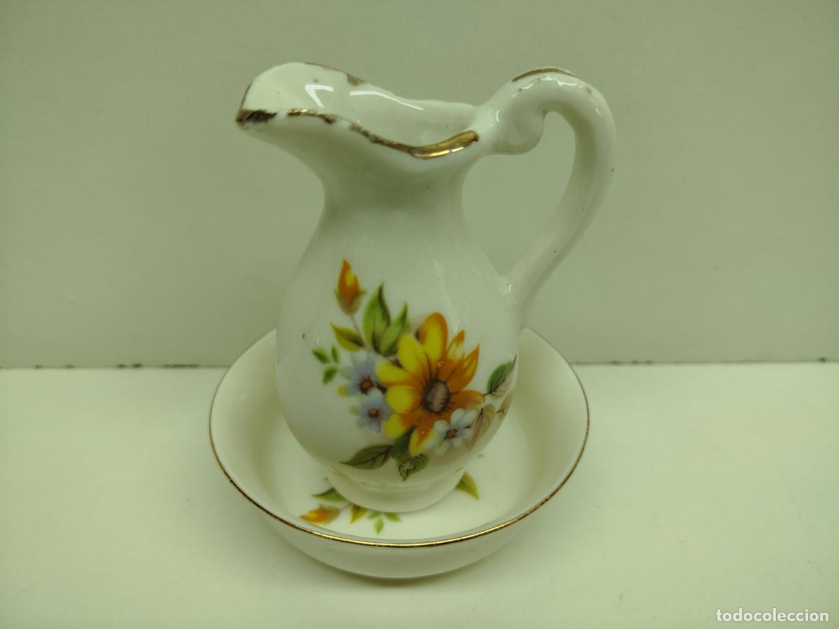 Vintage: Juego de Aguamanil en Miniatura &rdquo;Made in Taiwan&rdquo; - Jarra y Jofaina de Porcelana Vintage (9 cm)