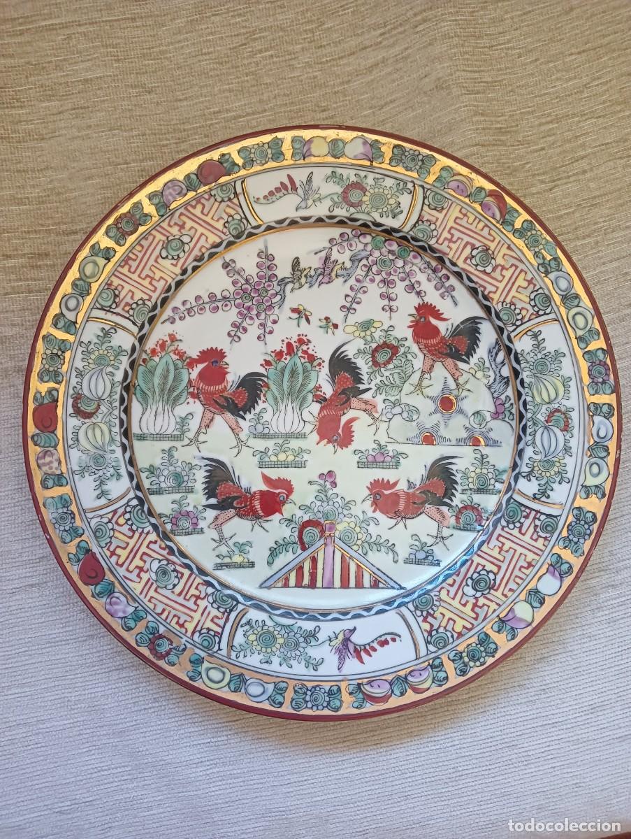 Vintage: PLATO VINTAGE PORCELANA CHINA REPRESENTANDO GALLOS
