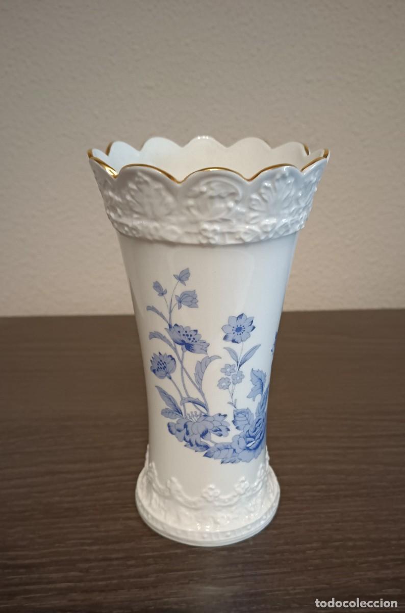 Vintage: PRECIOSO JARRON DE PORCELANA FINA,AYNSLEY, PATR&Oacute;N COTTAGE BLUE,CON PEGATINA ORIGINAL DE AUTENTICIDAD