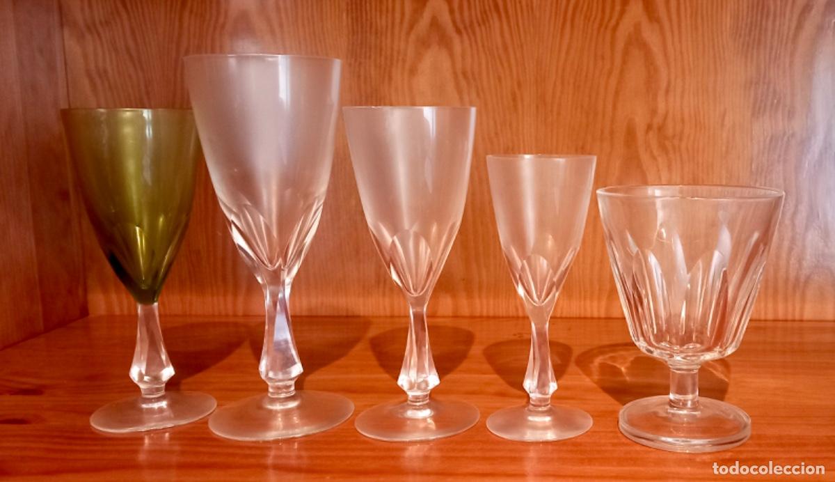 Vintage: Elegante juego de copas vintage talladas (29 piezas)