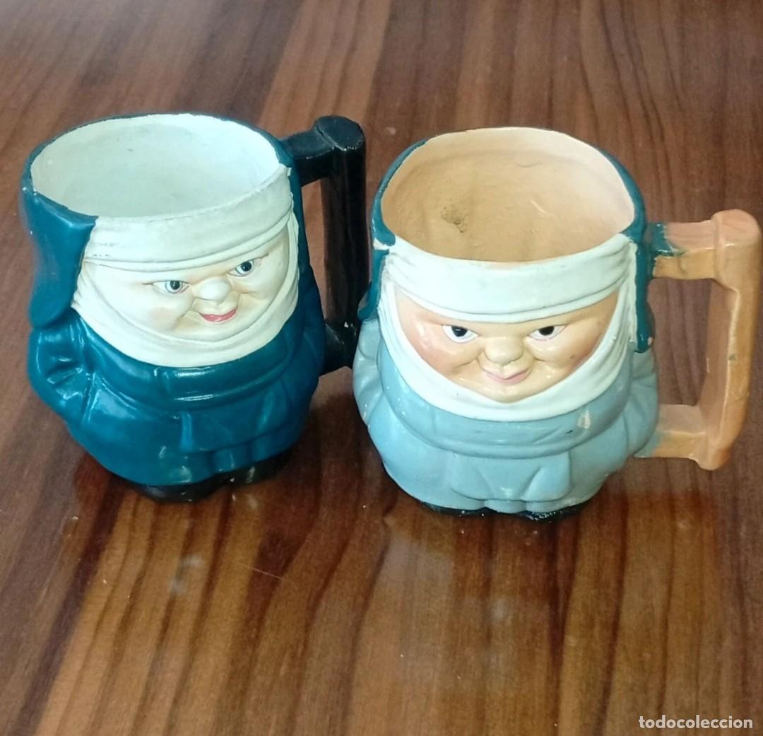 Vintage: Pareja de tazas cer&aacute;micas monjas monjitas vintage kitsch religioso nun character mugs