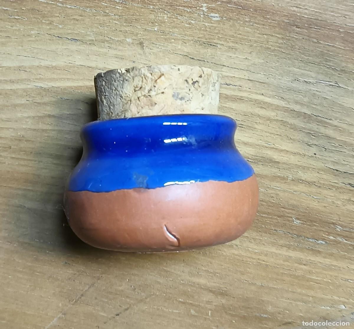 Vintage: TARRO DE CER&Aacute;MICA VINTAGE PARA UNG&Uuml;ENTO - BARRO ESMALTADO EN AZUL - CON TAP&Oacute;N DE CORCHO