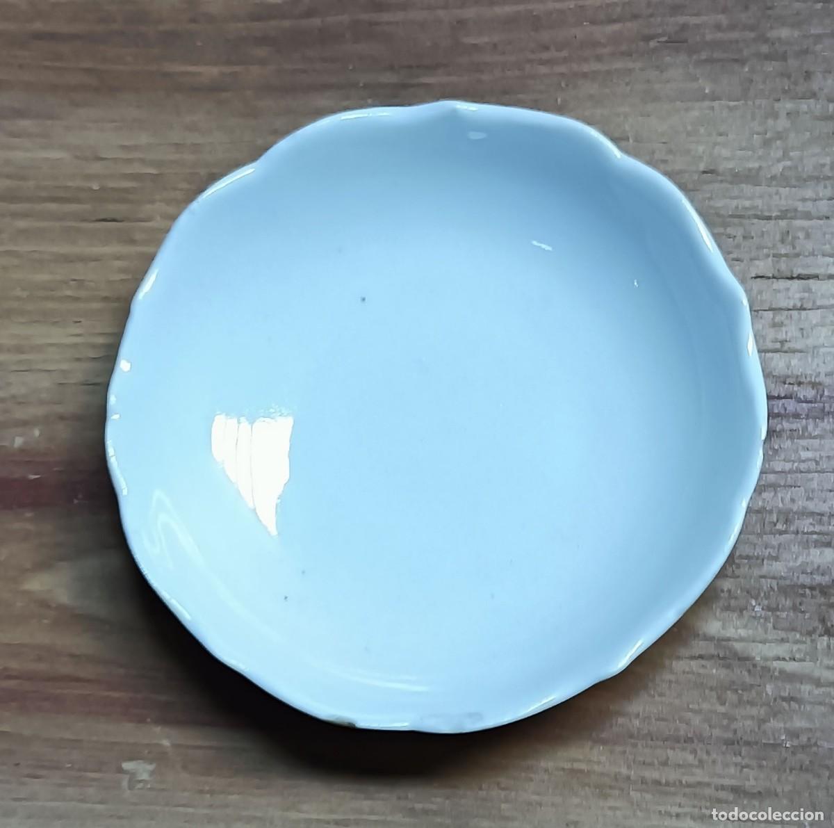 Vintage: PLATILLO DE PORCELANA VINTAGE - PORCELANAS BATALHA (PORTUGAL) - BLANCO - BORDE FESTONEADO -