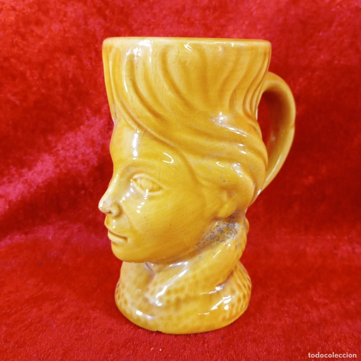Vintage: TAZA DE ESTILO VINTAGE - ESMALTADA EN COLOR AMARILLO MOSTAZA - 14,5 CM DE ALTO