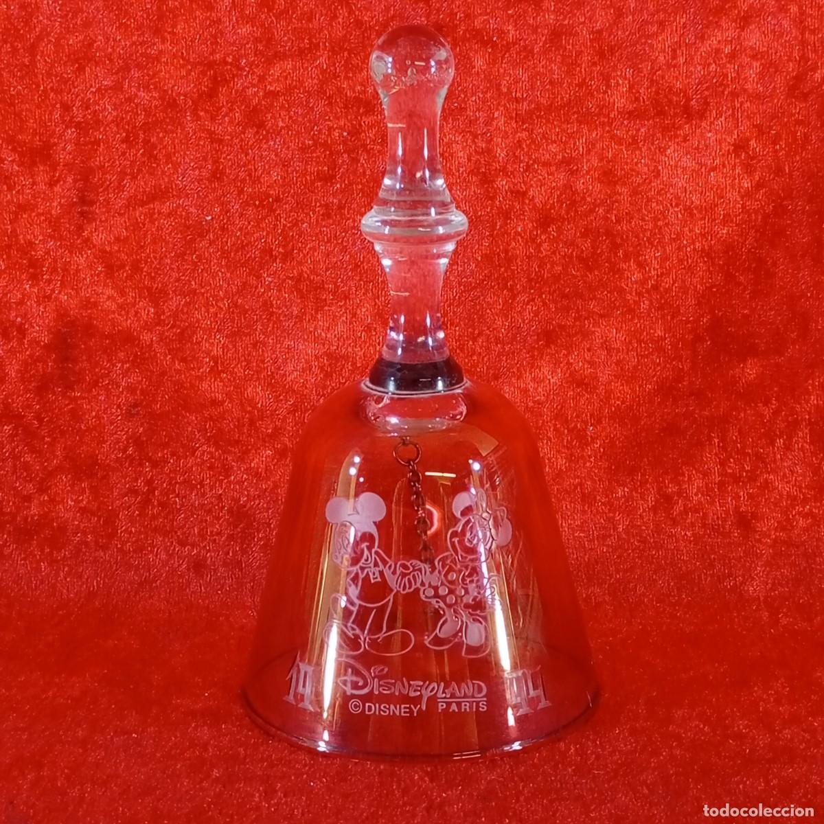 Vintage: CAMPANA VINTAGE DE CRISTA ROJO - DISNEYLAND - PARIS - GRABADO PERSONALIZADO - 13,5 CM DE ALTO
