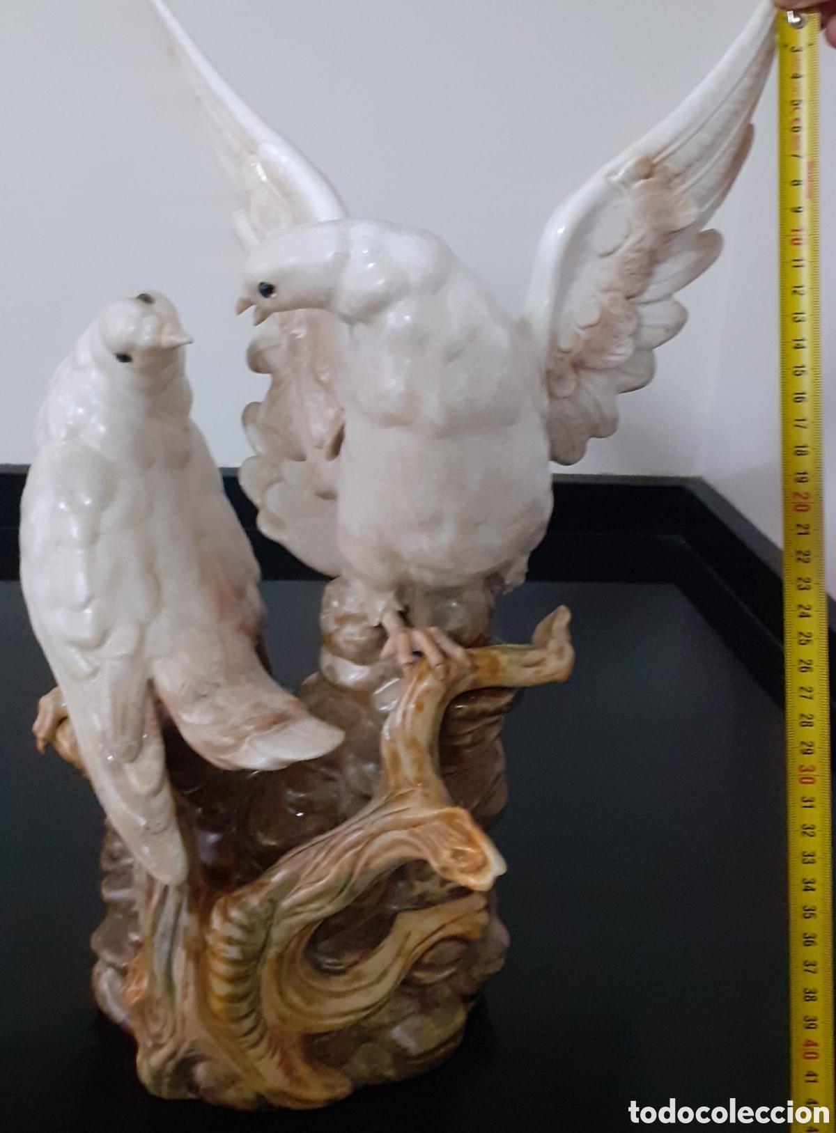 Vintage: Figura porcelana Tengra 2 palomas en una rama