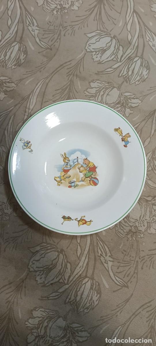 Vintage: PLATO HONDO INFANTIL VINTAGE LOZA VARGAS SEGOVIA - ANIMALES EN LA PLAYA (19,5 CM)