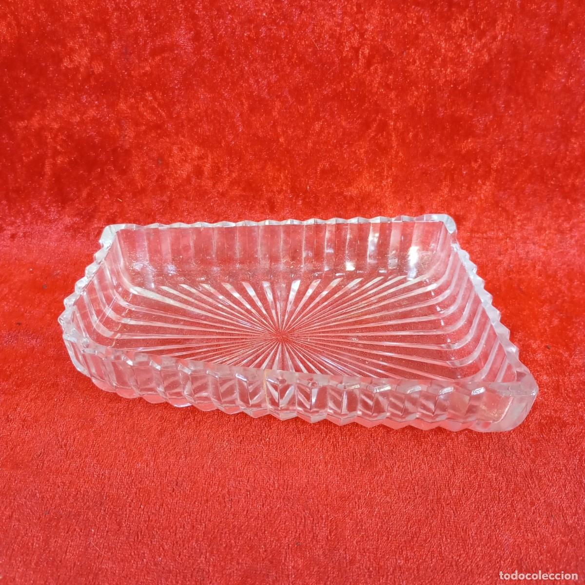 Vintage: BANDEJA DE CRITAL VINTAGE - ESTILO ART D&Eacute;CO - CRISTAL PRENSADO Y BORDE ACANALADOS - 11 X 15 CM