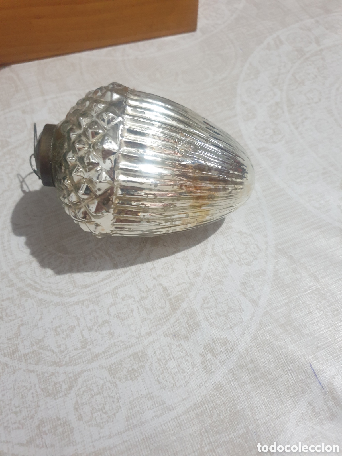 Vintage: Adorno de cristal bellota mercurizado plateado