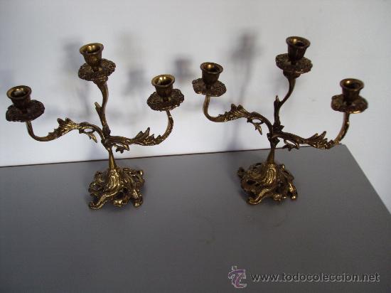 Vintage: Candelabros con 3 brazos en bronce antiguos - Foto 1