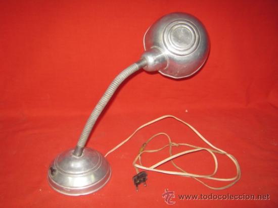 Vintage: Flexo de peque&ntilde;o tama&ntilde;o con mucho encanto. - Foto 2