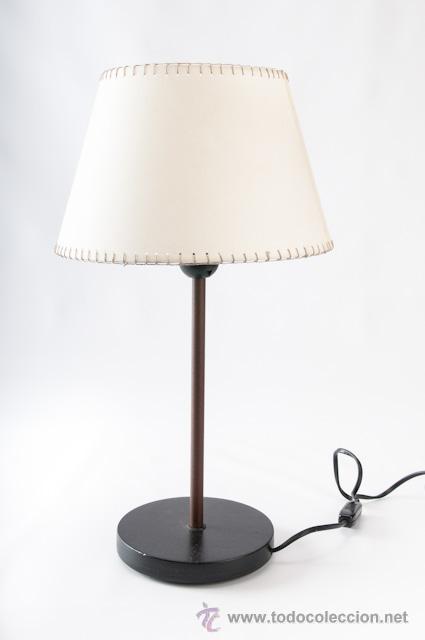 Vintage: LAMPARA DE SOBRE MESA EN HIERRO CON PANTALLA - Foto 1