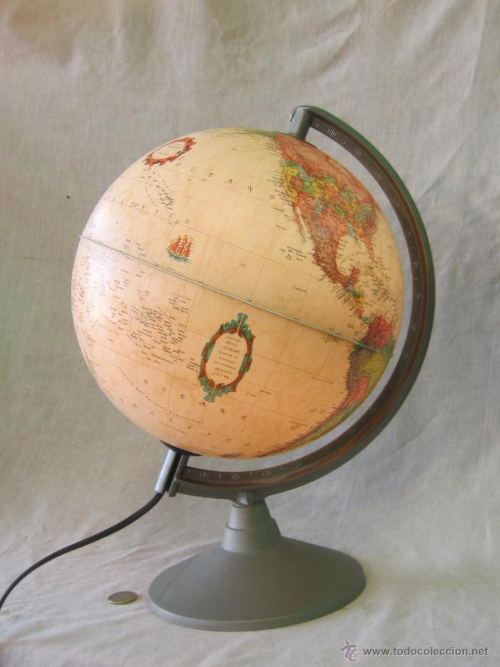 Vintage: LAMPARA CON GLOBO TERRAQUEO - Foto 1