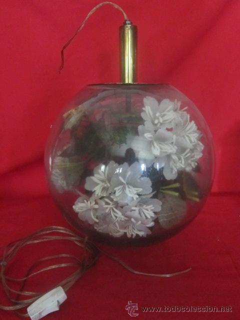 Vintage: L&aacute;mpara de sobremesa realizada en cristal. - Foto 2