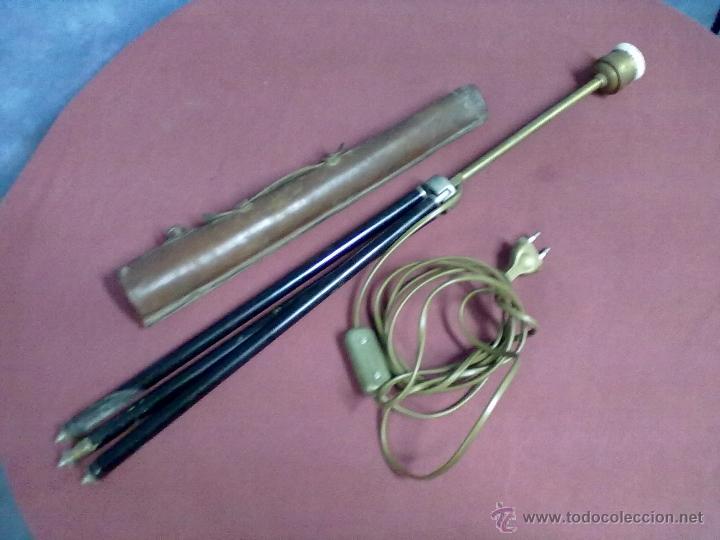 Vintage: TRIPODE PLEGABLE REUTILIZADO COMO LAMPARA - Foto 3