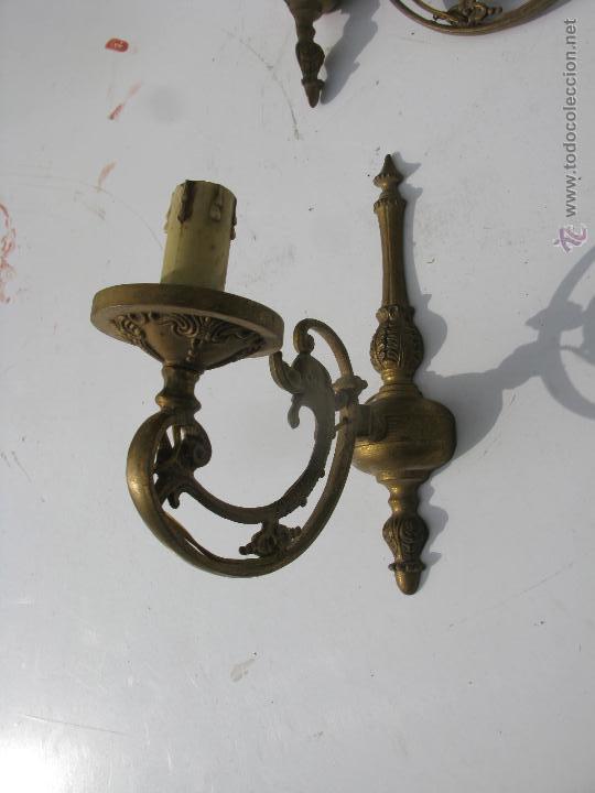 Vintage: 2 lamparas de pared de lat&oacute;n con detalles - Foto 4