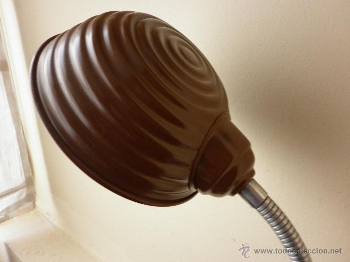 Vintage: FLEXO DE METAL COLOR MARR&Oacute;N CHOCOLATE D&Eacute;CADA DE LOS 60 - Foto 9