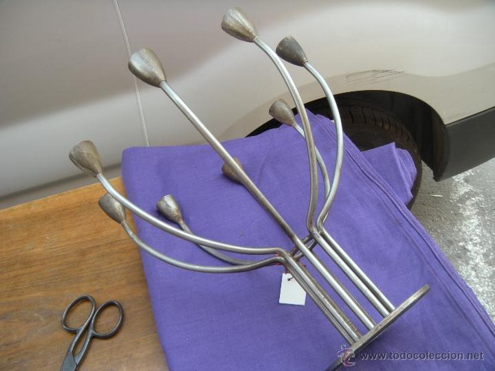 Vintage: CANDELABRO DE OCHO BRAZOS EN ACERO - Foto 4
