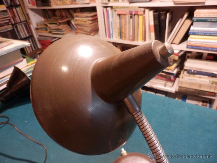 Vintage: L&Aacute;MPARA FLEXO DE SOBREMESA COLOR MARR&Oacute;N - FUNCIONA - Foto 10