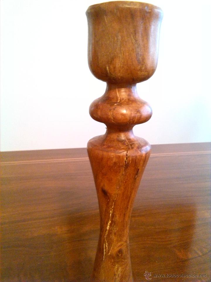 Vintage: DOS CANDELABROS DE MADERA SIN ESTRENAR - MADE IN INDIA - Foto 3