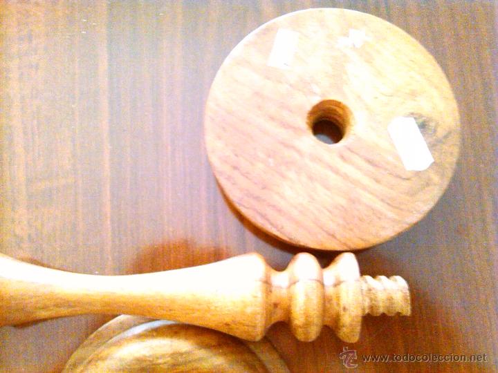 Vintage: DOS CANDELABROS DE MADERA SIN ESTRENAR - MADE IN INDIA - Foto 5