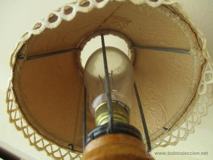 Vintage: PEQUE&Ntilde;A Y ANTIGUA L&Aacute;MPARA DE MADERA - Foto 10