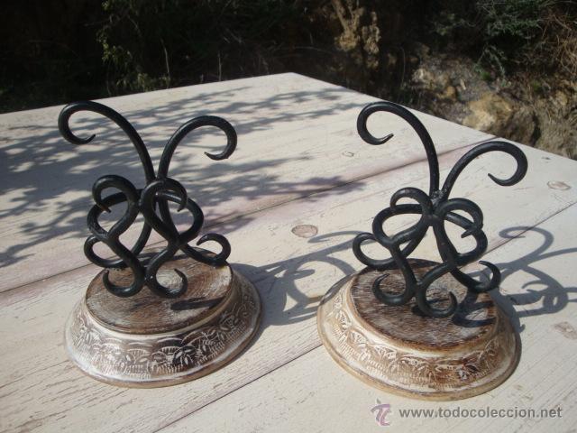 Vintage: 2 portavelas de madera y hierro - Foto 3