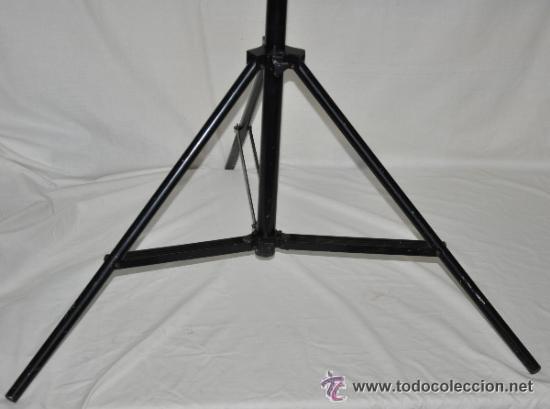 Vintage: Tr&iacute;pode para iluminaci&oacute;n tipo jirafa grande. - Foto 2