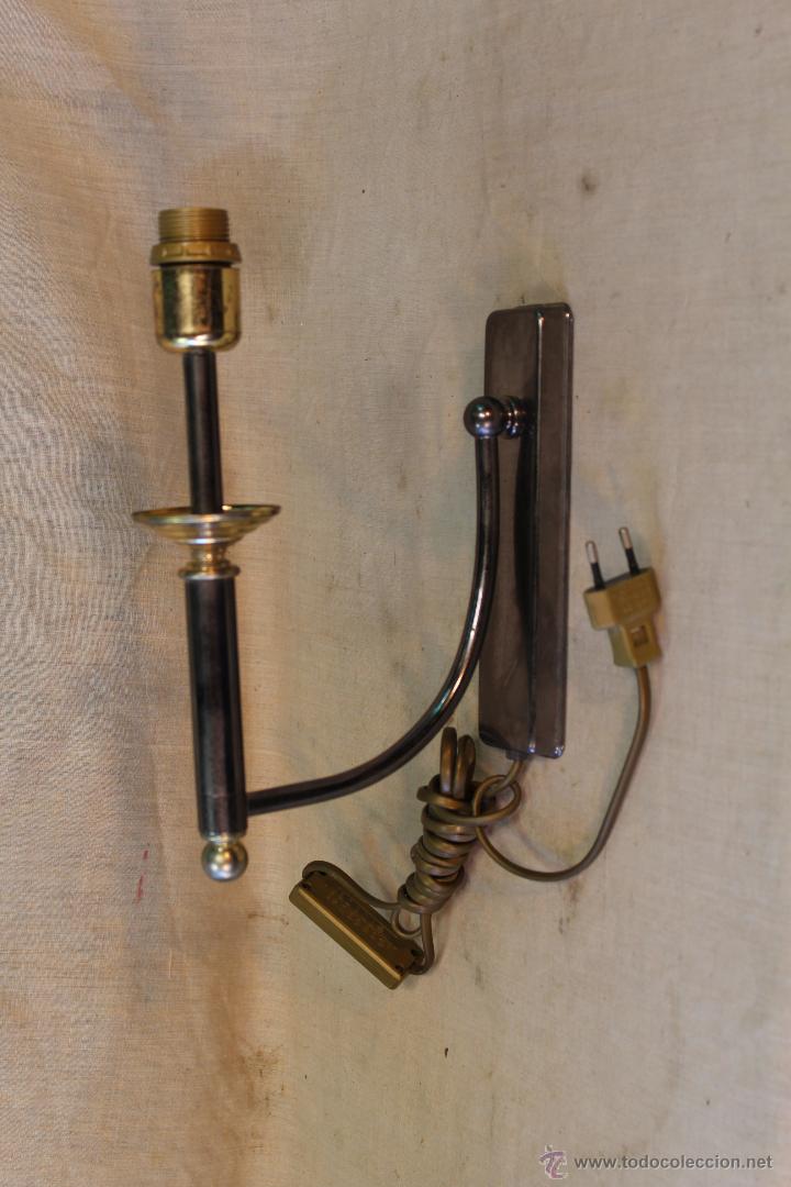 Vintage: APLIQUE EN METAL DORADO - Foto 3