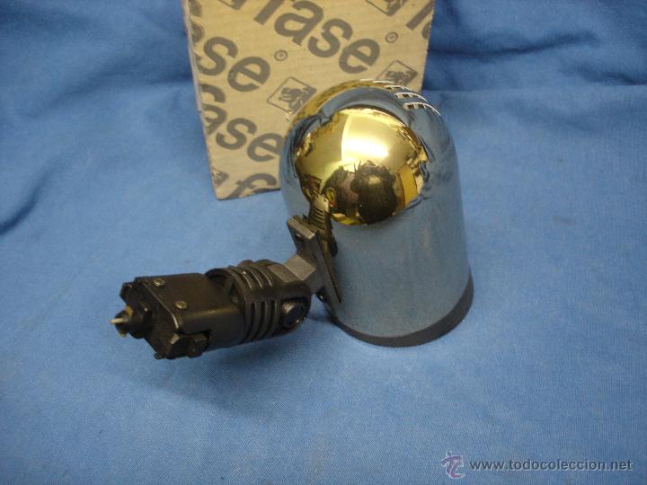 Vintage: FOCO CARRIL DE METAL DORADO Y PLASTICO - Foto 2