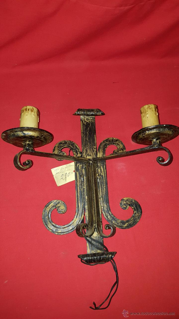 Vintage: Aplique de pared de forja, precioso, con dos brazos. - Foto 1