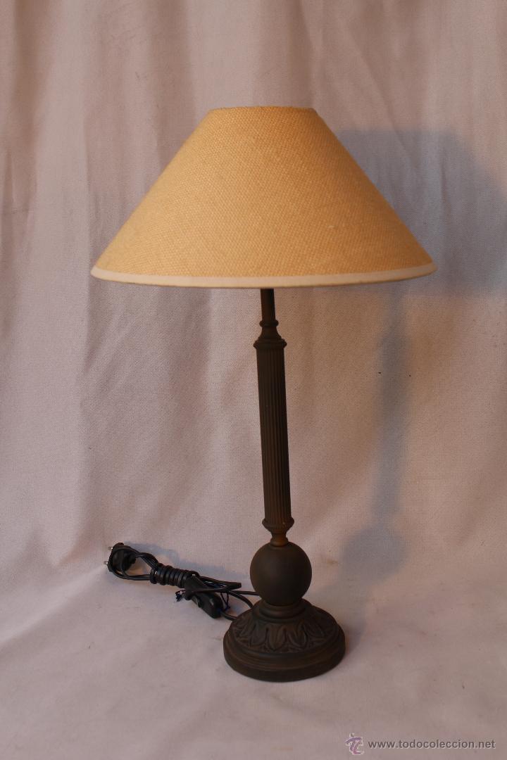 Vintage: lampara de sobremesa en metal - Foto 1