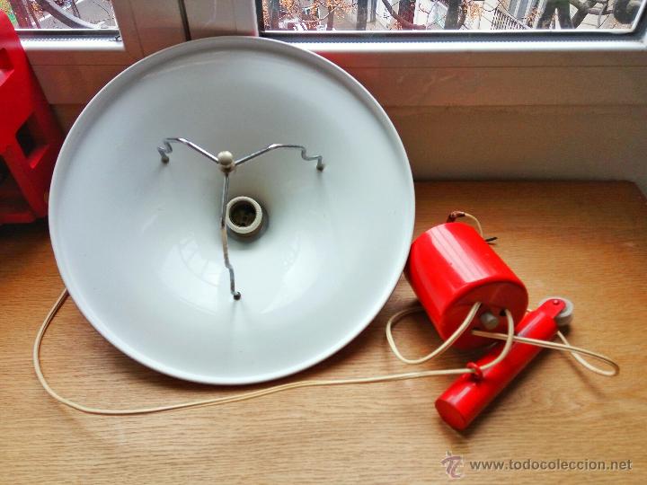 Vintage: Lampara de techo vintage, finales de los 60, España retro, acero lacado en rojo. - Foto 4 - 55044960