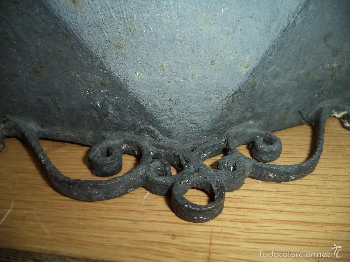 Vintage: APLIQUE DE HIERRO CON CRITALES DE CONCHA - Foto 3
