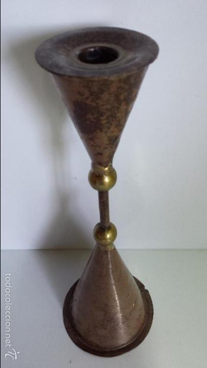 Vintage: PORTAVELA VINTAGE DE LAT&Oacute;N BRONCE - Foto 3
