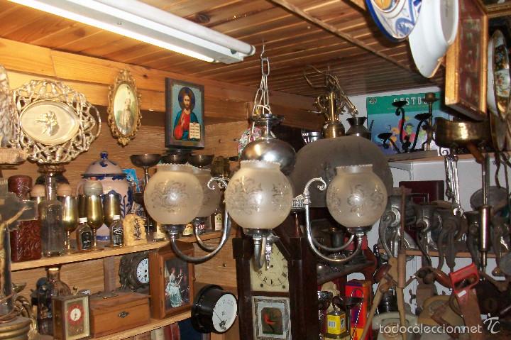 Vintage: ANTIGUA LAMPARA DE TECHO DE 6 LUCES - Foto 3