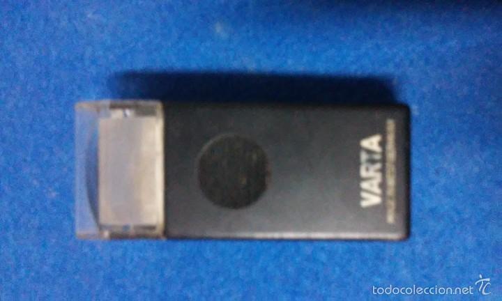 Vintage: Antigua linterna Varta - Foto 4