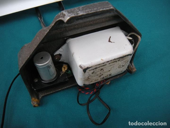 Vintage: FLEXO L&Aacute;MPARA DE SOBREMESA - Foto 2