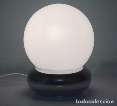 Vintage: L&aacute;mpara de mesa, cromada y opalina - Foto 2