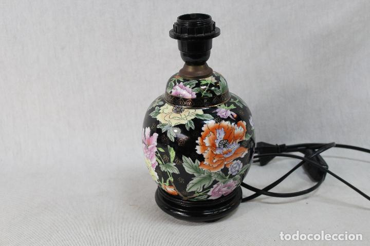 Vintage: lampara de sobremesa en porcelana - Foto 1
