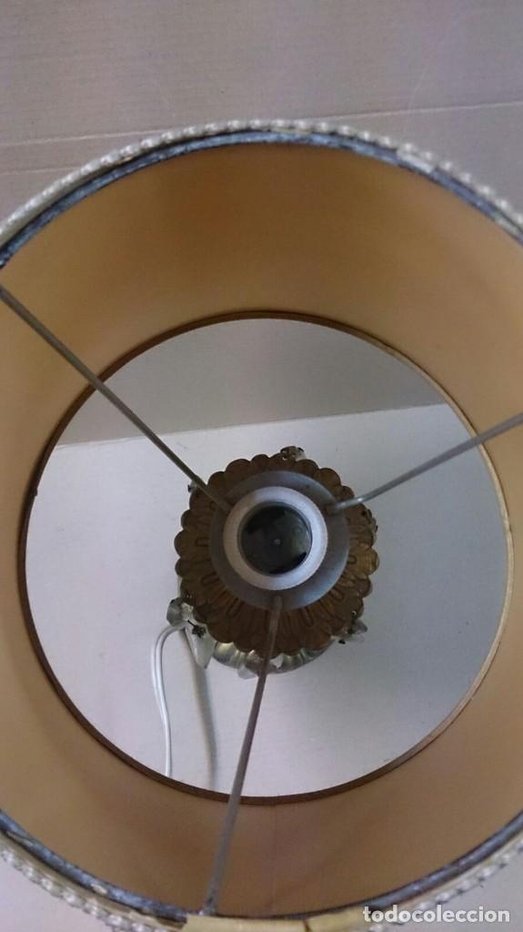 Vintage: Lampara de sobremesa con pie de bronce - Foto 9