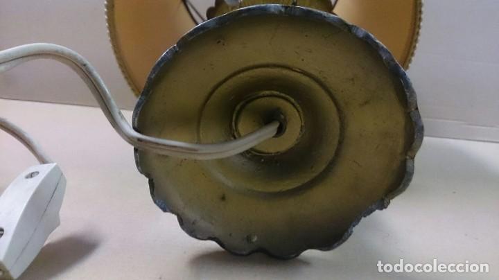 Vintage: Lampara de sobremesa con pie de bronce - Foto 13