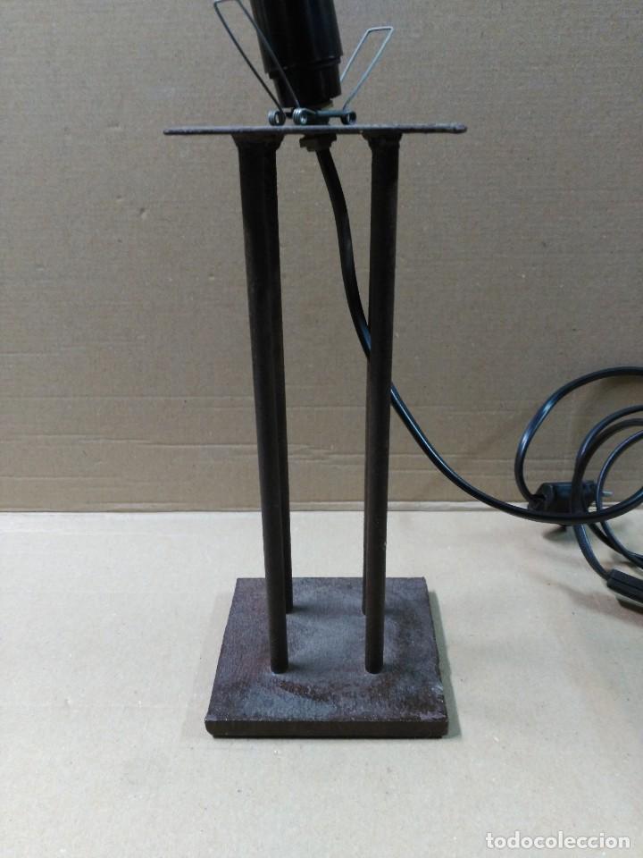 Vintage: Pie de lampara en hierro o acero corten - Foto 2