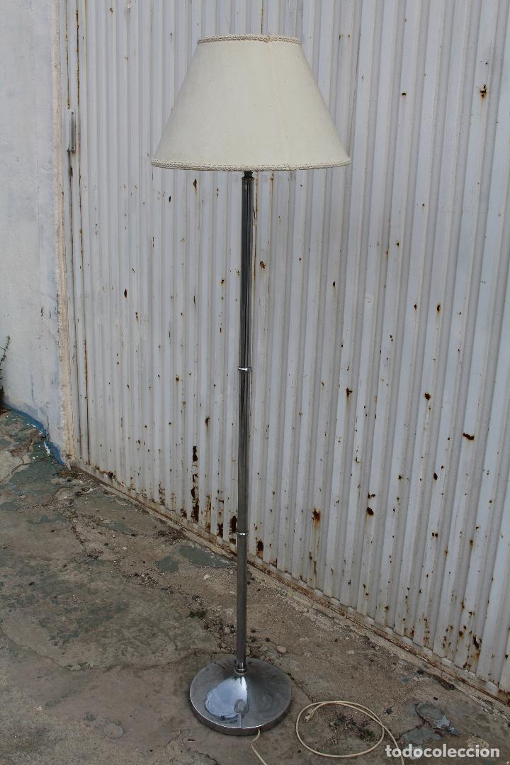 Vintage: lampra vintage de pie en metal cromado - Foto 6