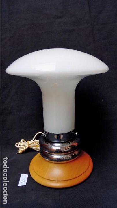 Vintage: lampara de mesa a&ntilde;os 70 - Foto 2